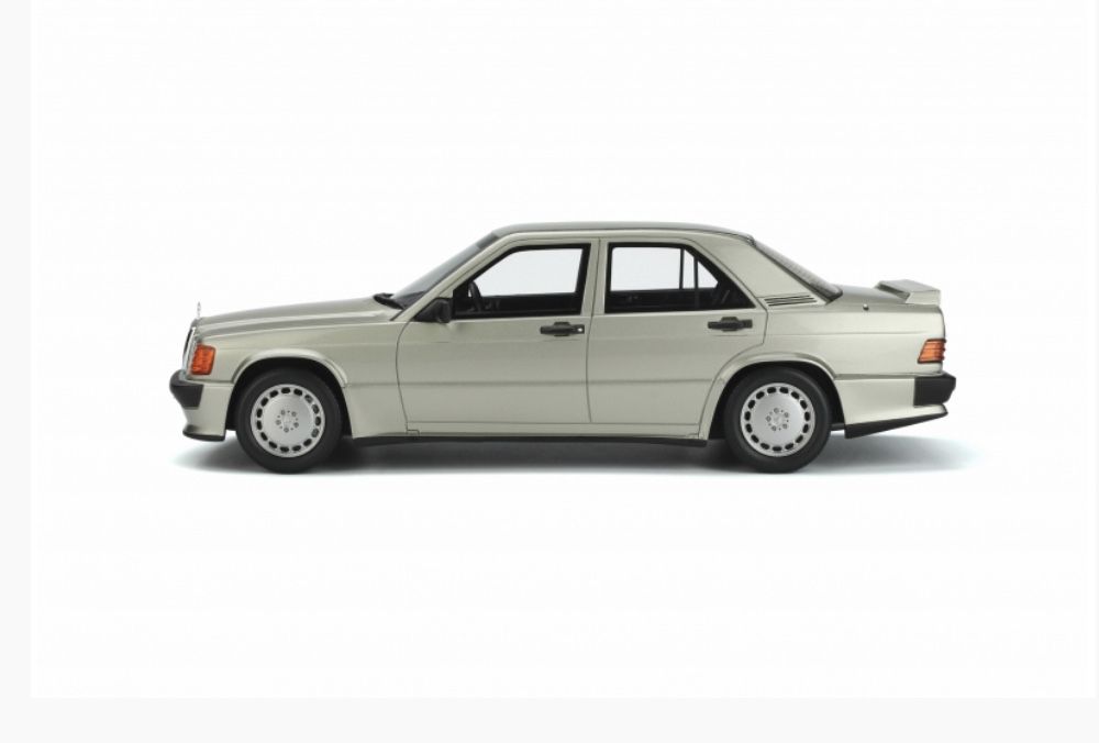 Mercedes-Benz W201 190E 2.5 16S otto mobile 1:18