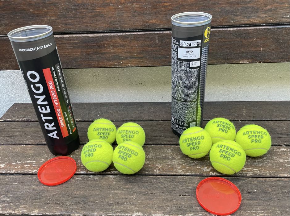 Vendo 2 tubos de bolas de tennis e padle