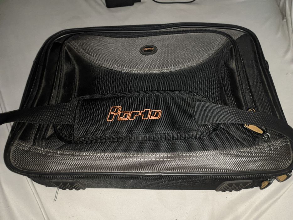 ноутбук асус с кейсом 4/108