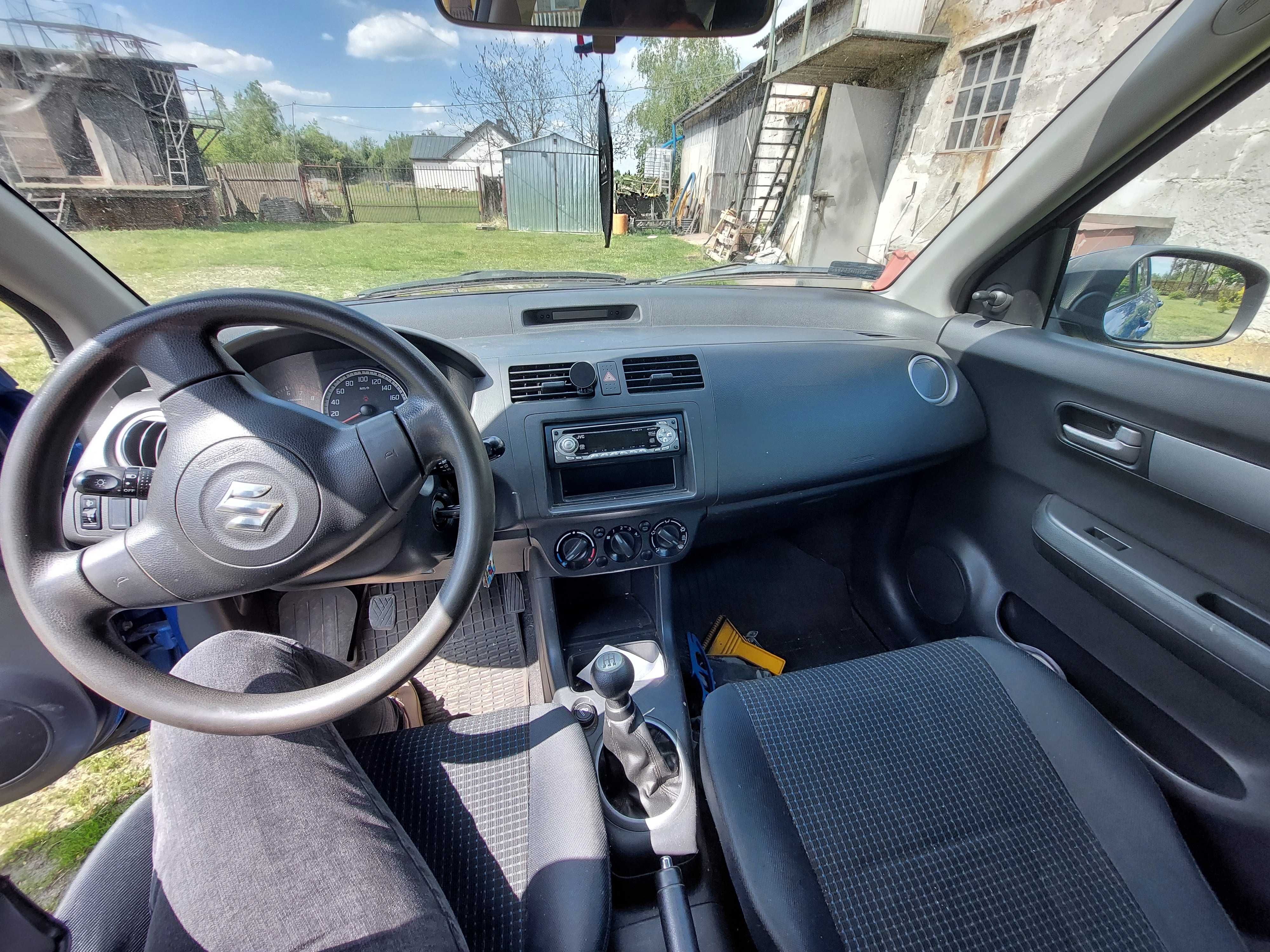 Suzuki Swift 1.3 benzyna