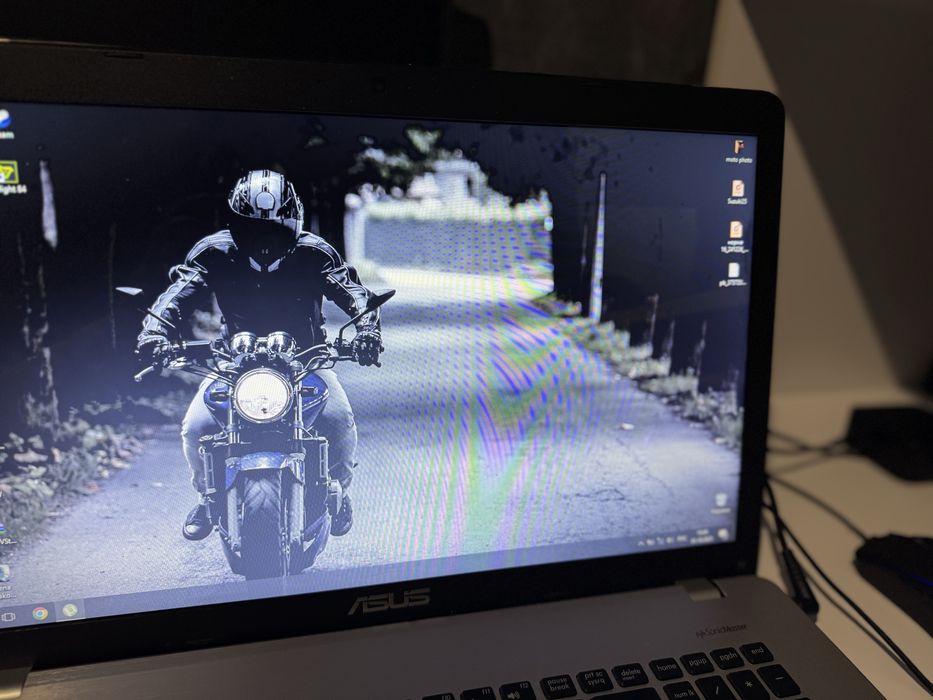 Ноутбук ASUS для ігор та роботи