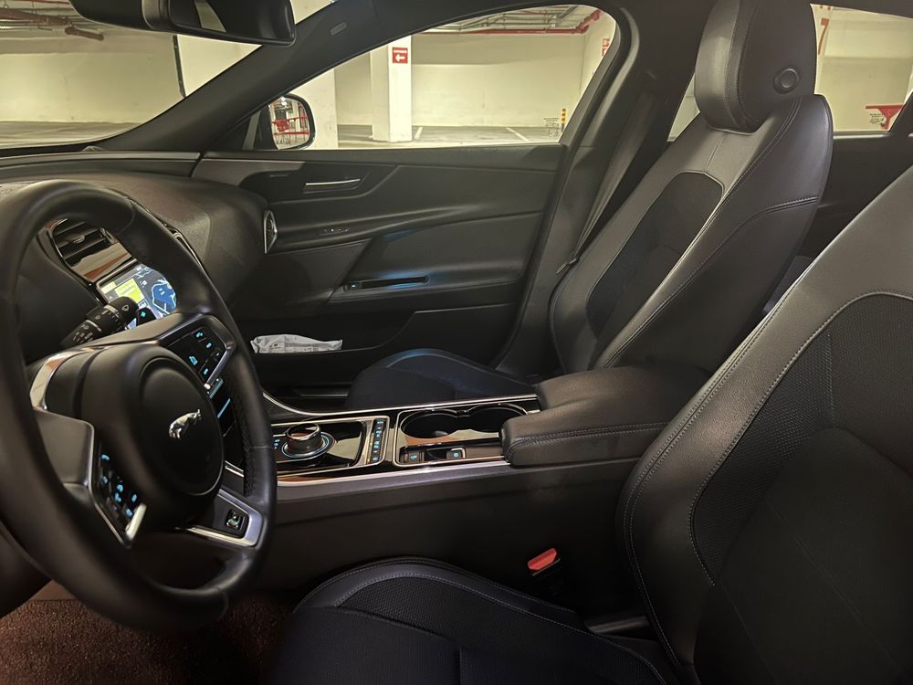 Jaguar XE 2.0D R-Sport - ler descriçao