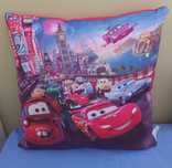 Almofada Faísca Mcqueen quarto de criança