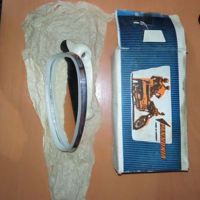 Дзеркало мотоцикл Панонія