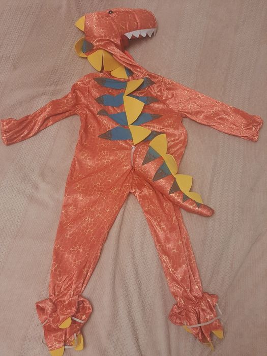 Костюм динозавра на 4-6 р