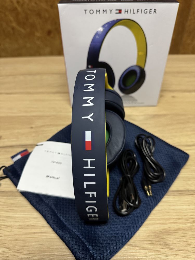 Auscutadores tommy hilfiger  headphones novos