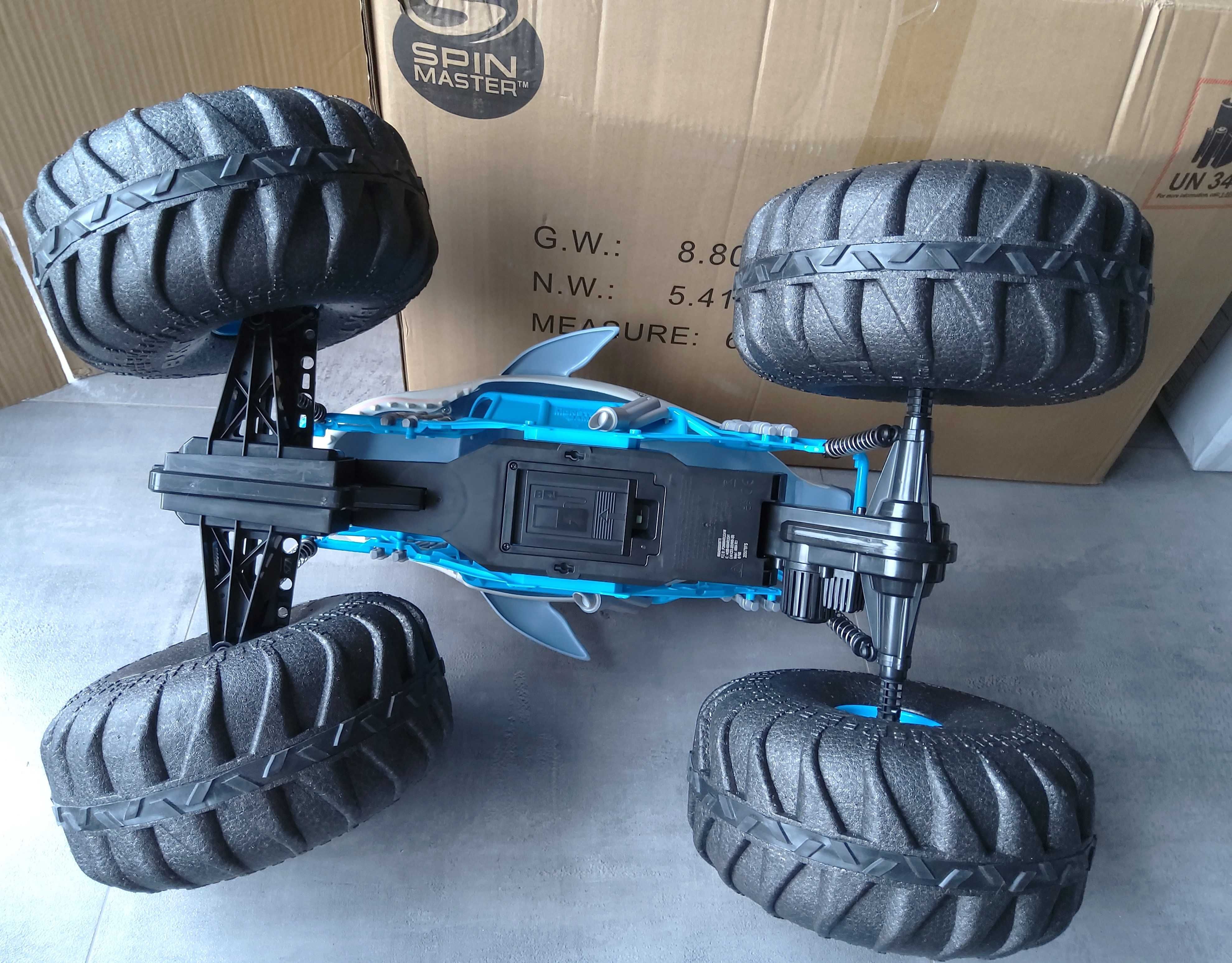 Monster Jam zdalnie sterowany Monster Truck Mega Megalodon skala 1:6