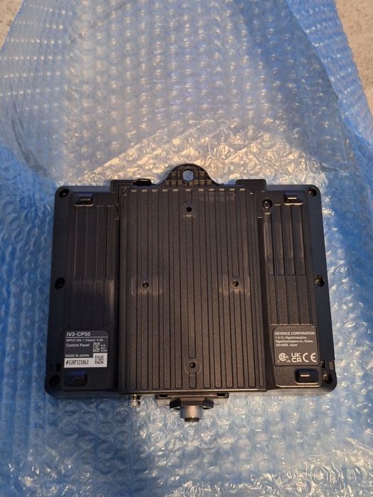 KEYENCE IV3-CP50 panel dotykowy.  Nowy