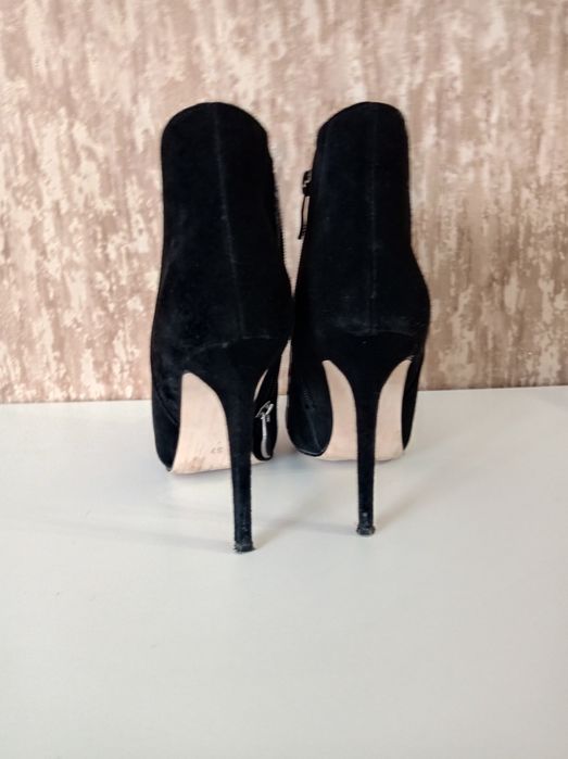 Ботінки осінні замша