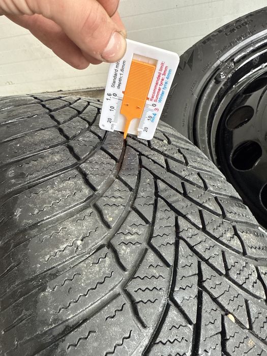 Komplet felg stalowych 5x108  combo Peugeot citroen z oponami205/60-16