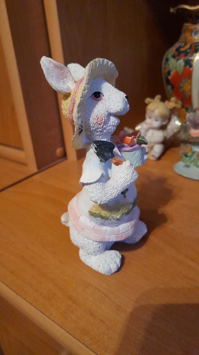 Figurka zająca 12,5cm