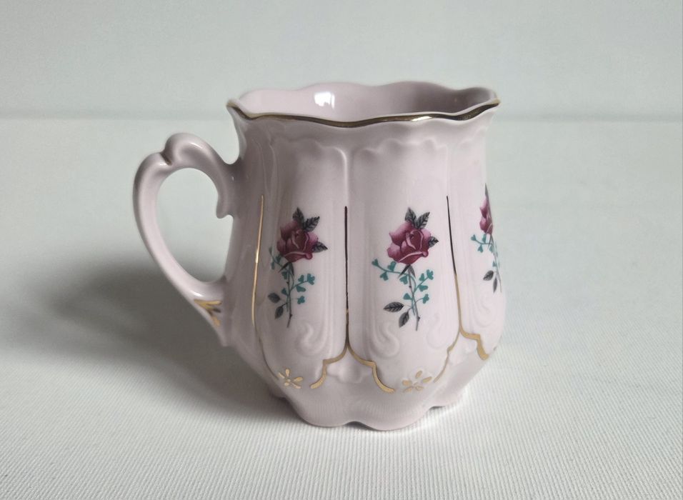 Kubek filiżanka porcelana różowa Czechosłowacja