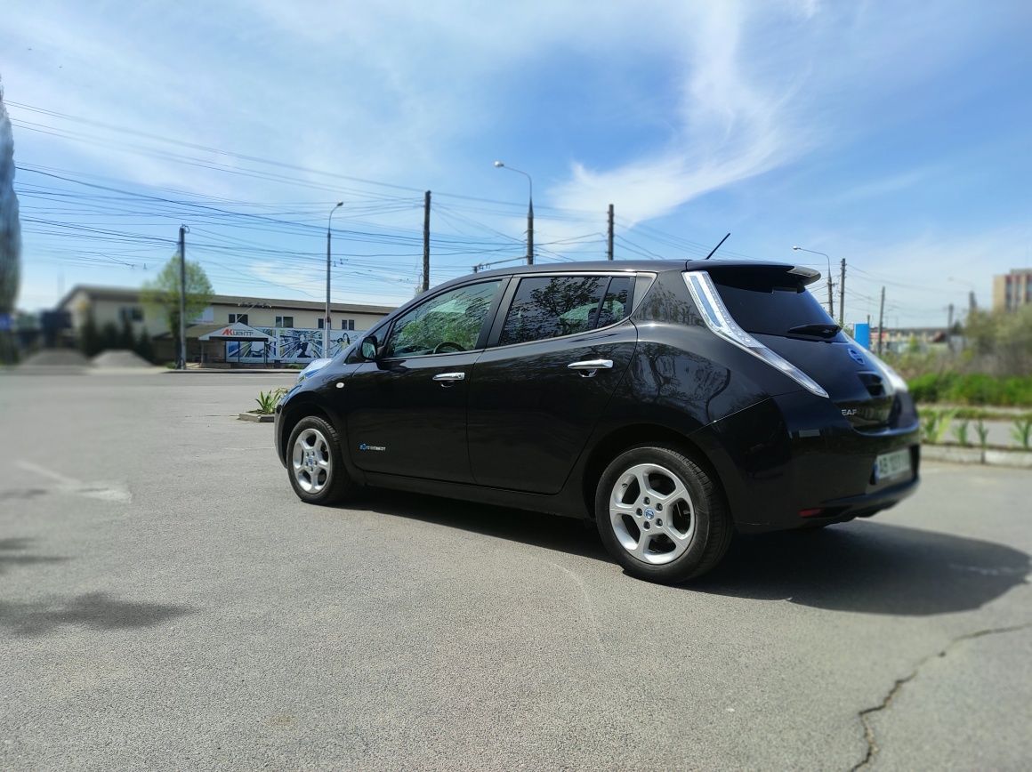 Nissan Leaf 2014