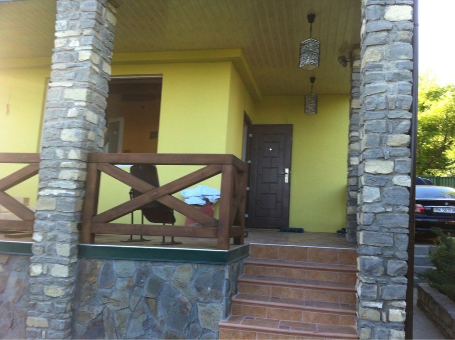 Дача, с.Ісаківці. поряд р. Дністер.