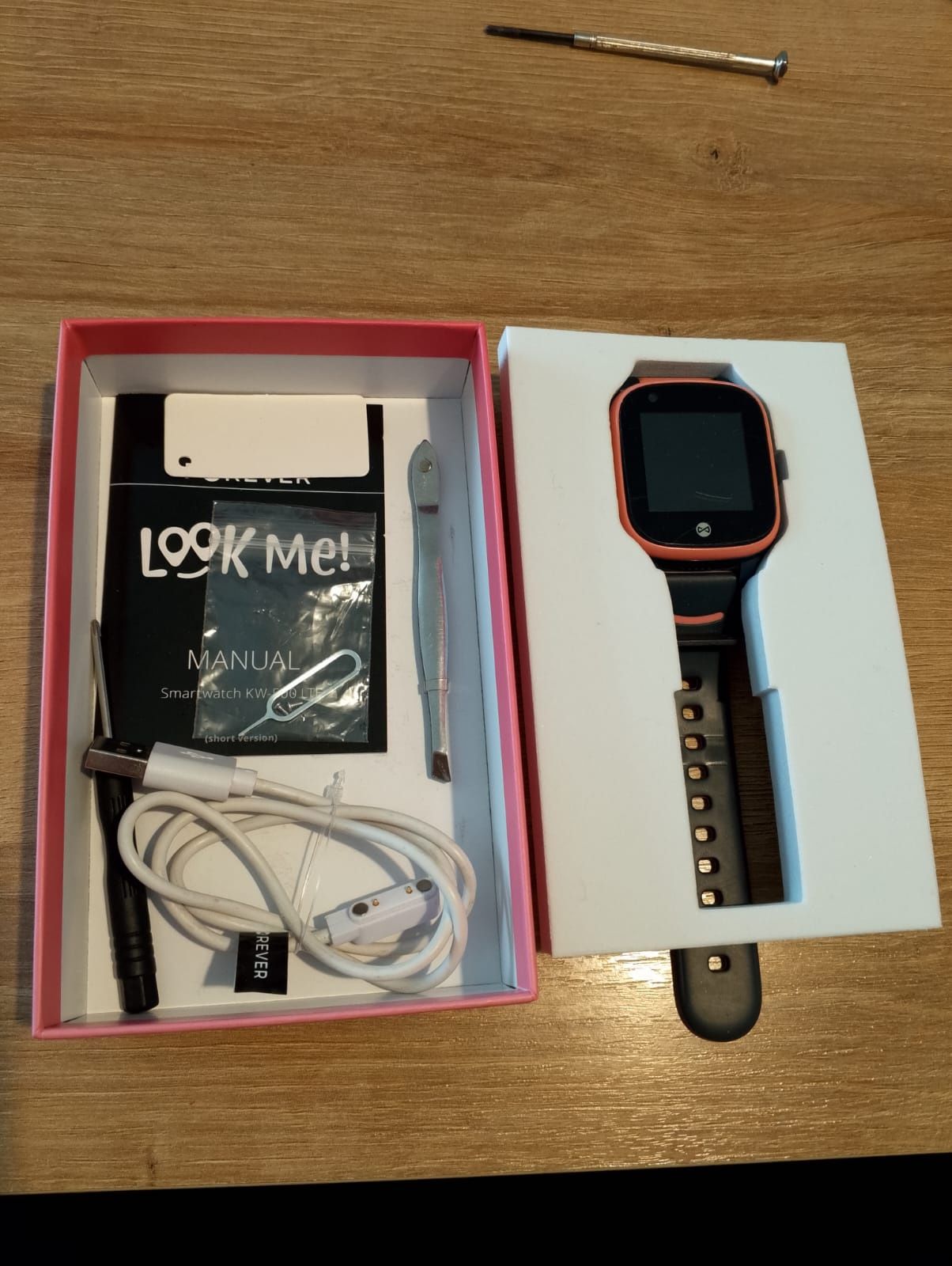 Zegarek dziecięcy smartwatch Forever look me 4G LTE