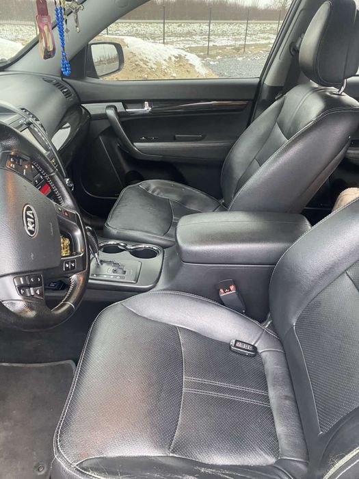Kia sorento 2010 2 покоління