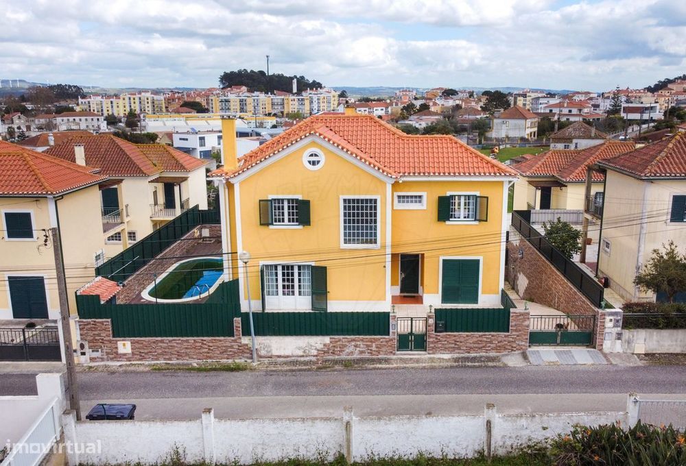 Moradia T5 para venda