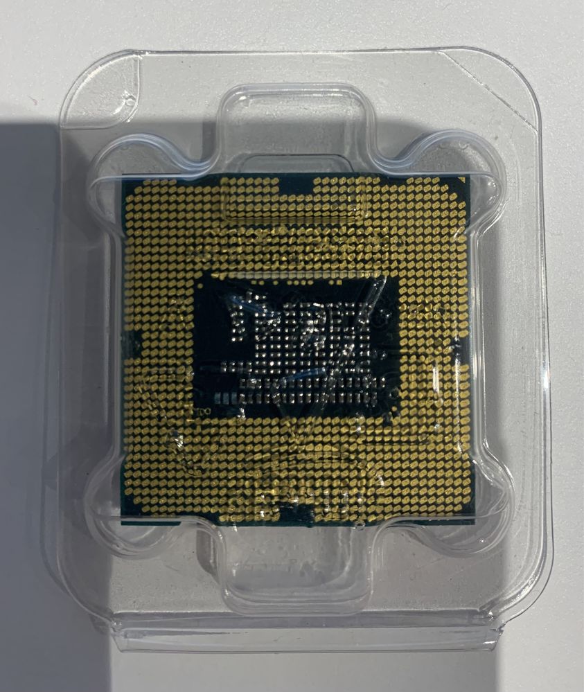 Процесор Intell Core i3-3240 3.4 GHZ