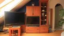 2 telewizory, Toshiba i Sony Bravia
