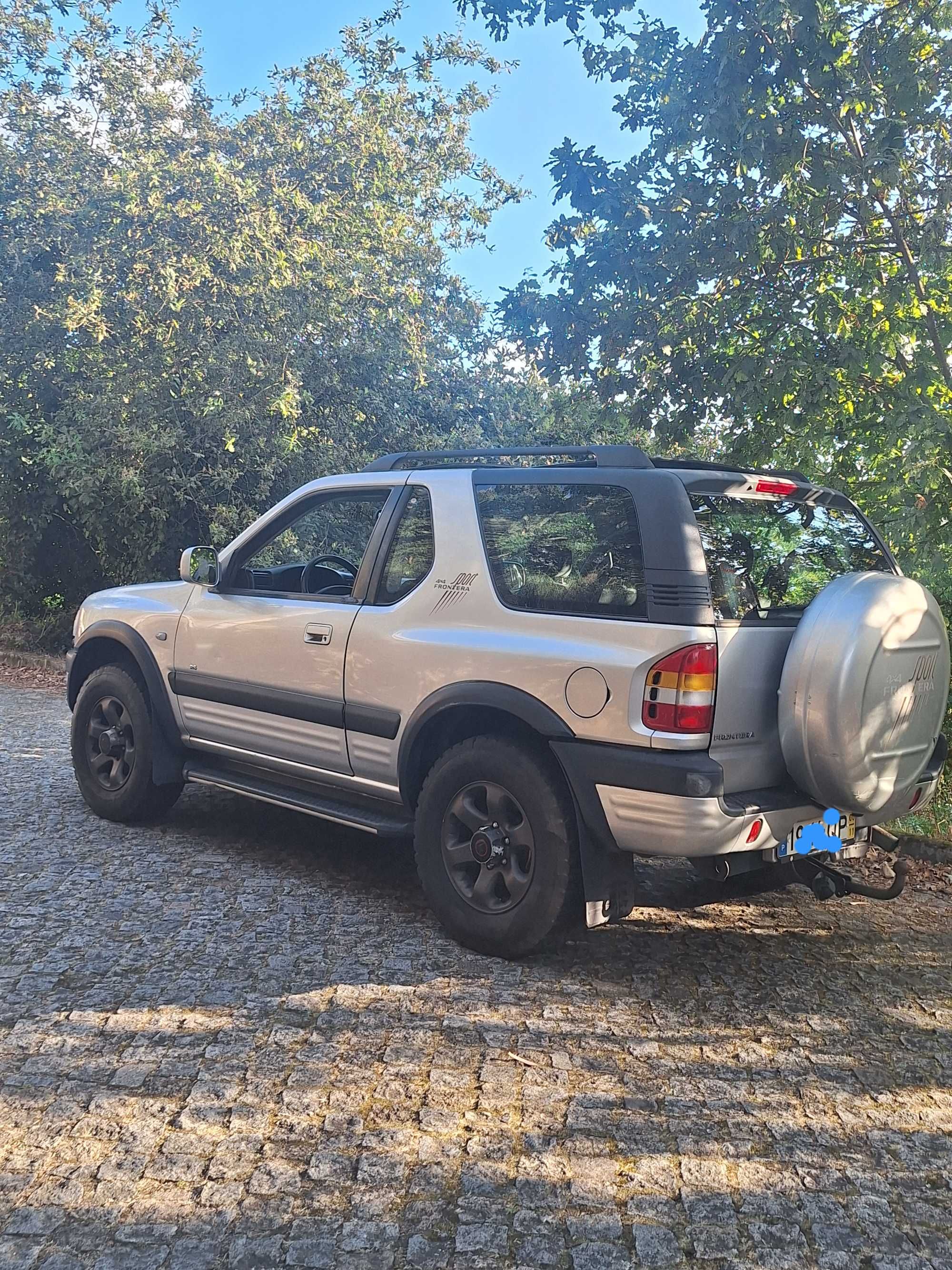 Opel frontera hard top