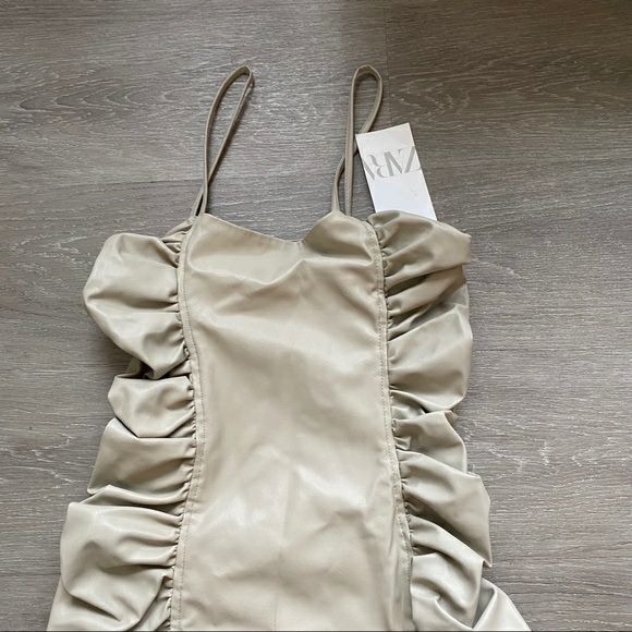 Сексуальное шикарное платье Zara, с драпировкой