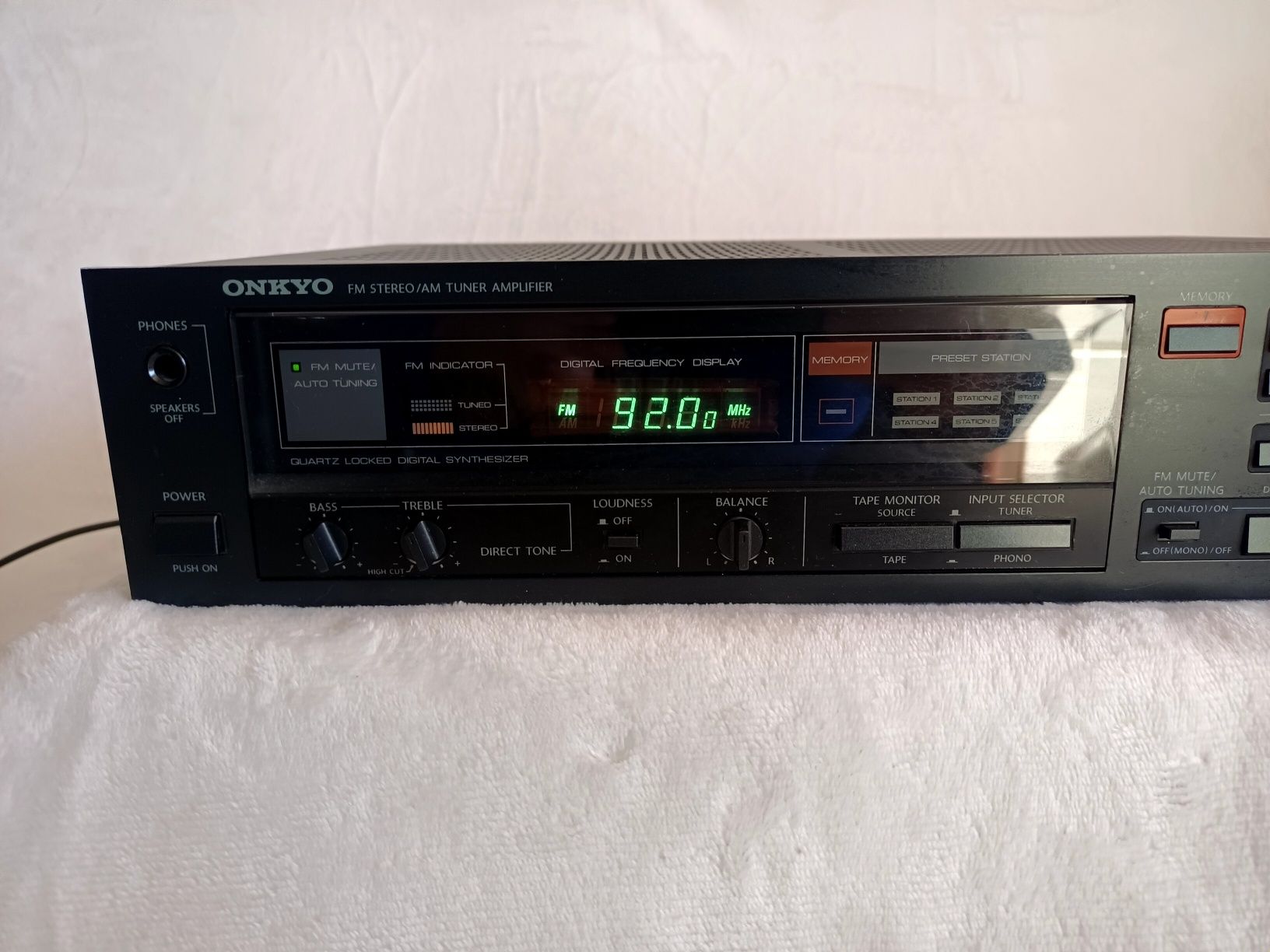 Amplituner Onkyo TX-100 TX100 2x30W Phono