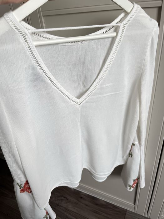 Bluzka z haftem rozszerzane rekawy m boho sliczna