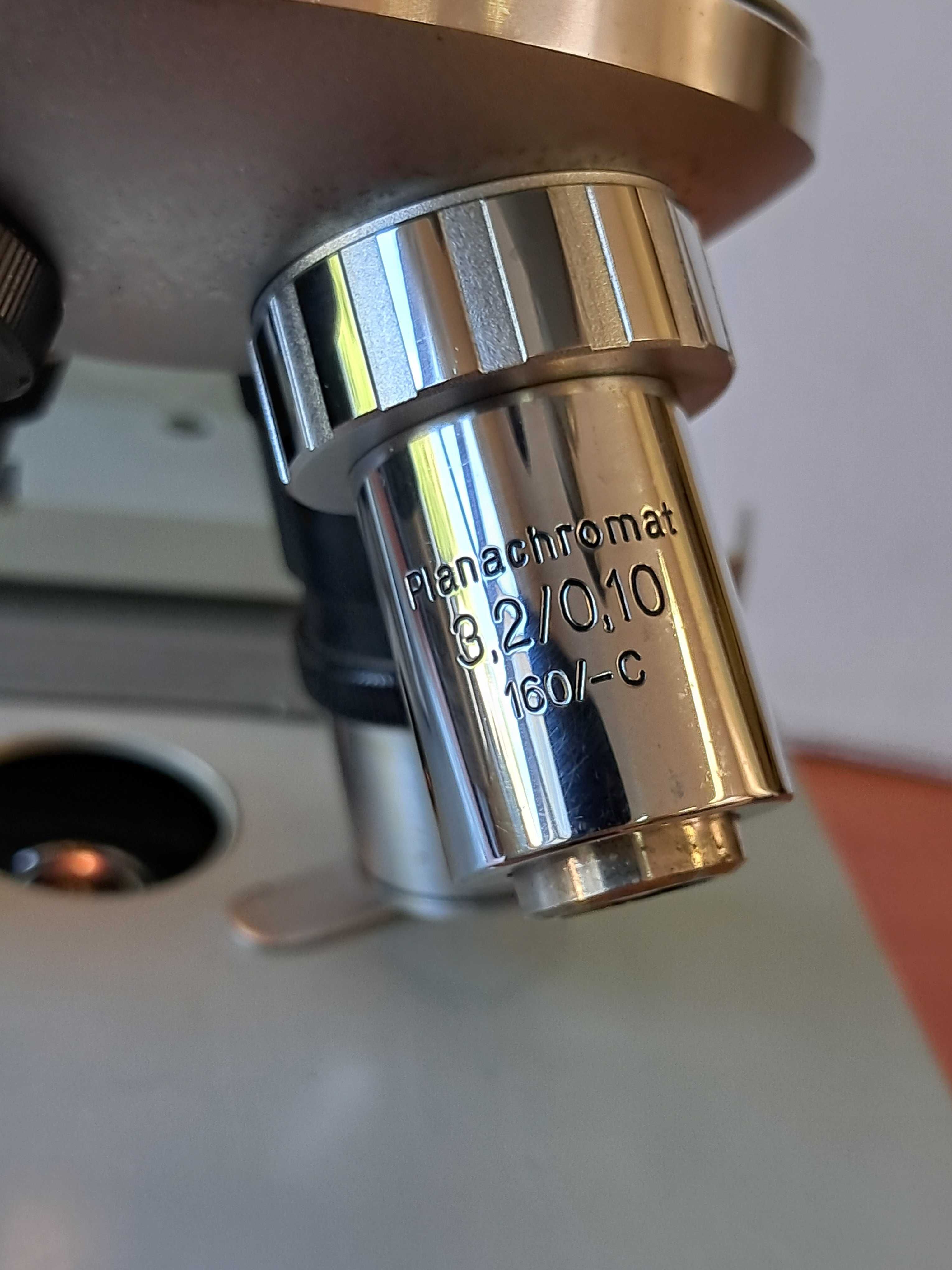 Mikroskop biologiczny Zeiss Laboval 2
