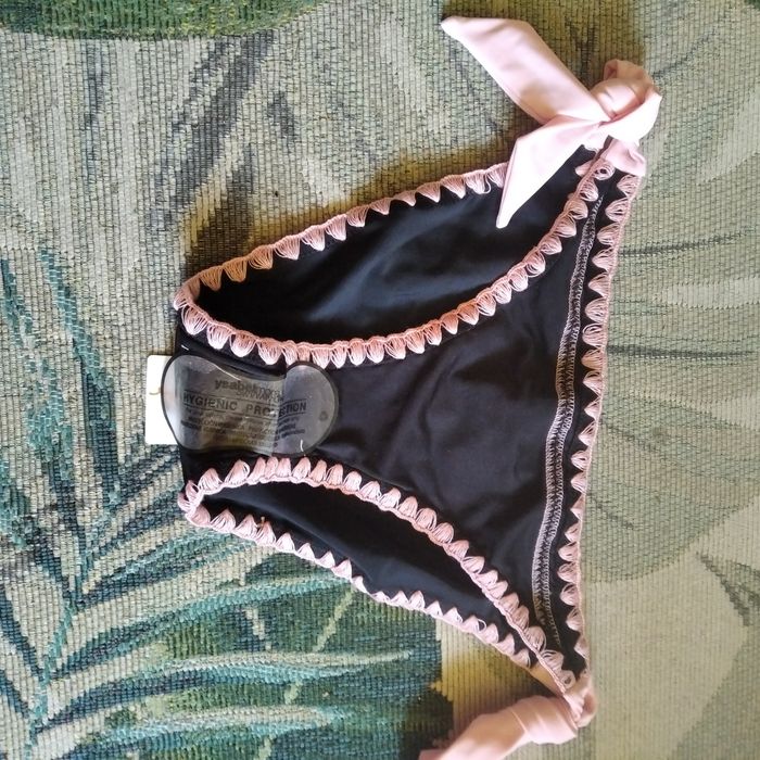 Bikini majtki kąpielowe damskie rozmiar M Ysabel Mora