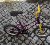 Bicicleta para criança usada