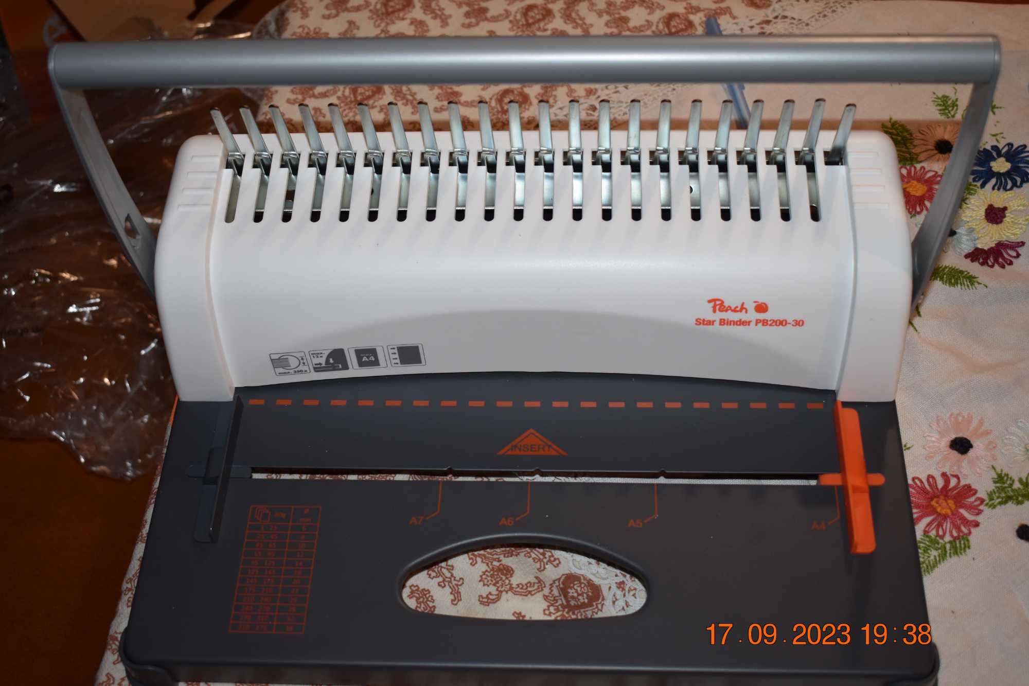 Bindownica ręczna Peach PB200-30