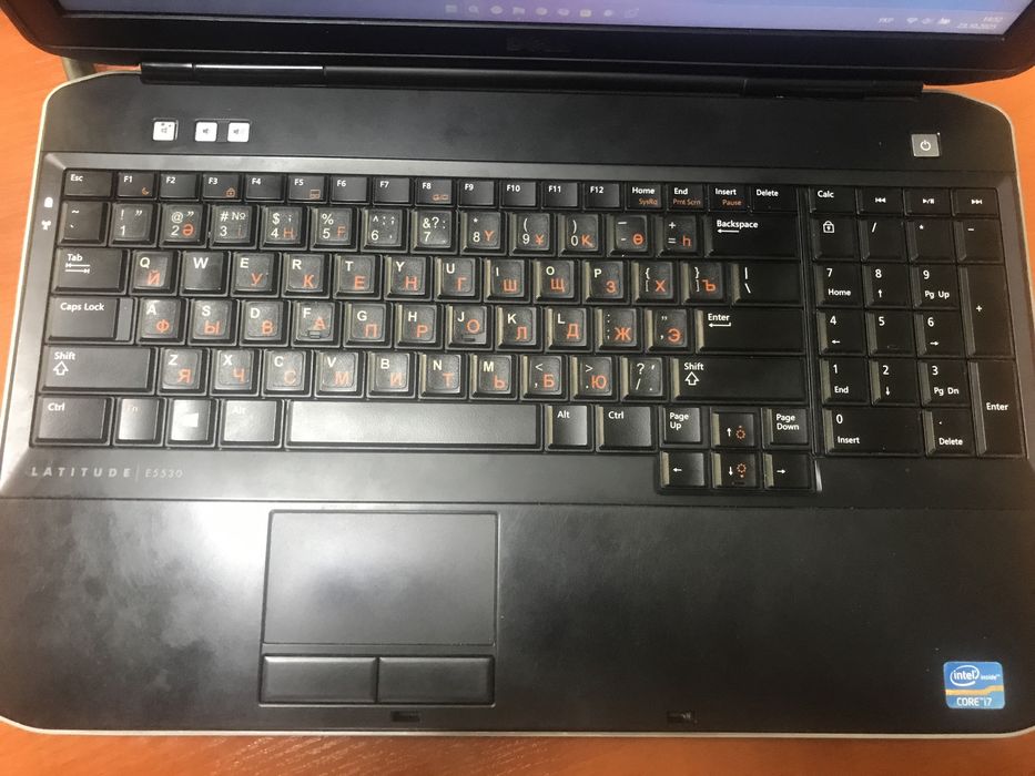 Ноутбук dell latitude E5530
