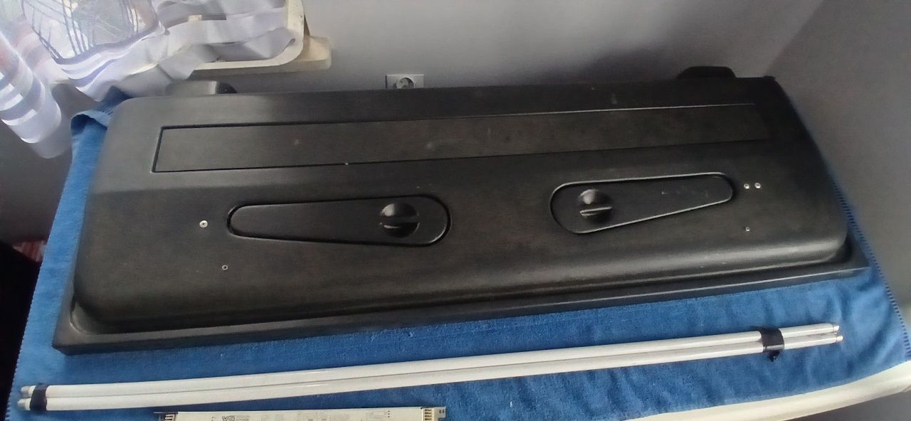 Pokrywa Wromak na akwarium 120x40 240 litrów oświetlenie 2x54w