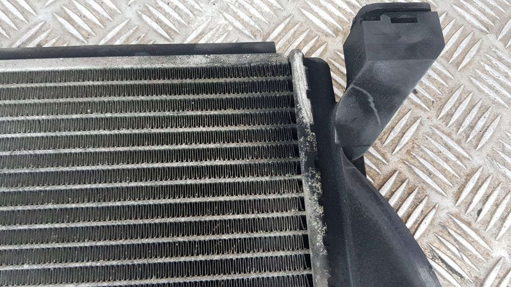 Audi A4 B6 1.9 Tdi chłodnica Wody