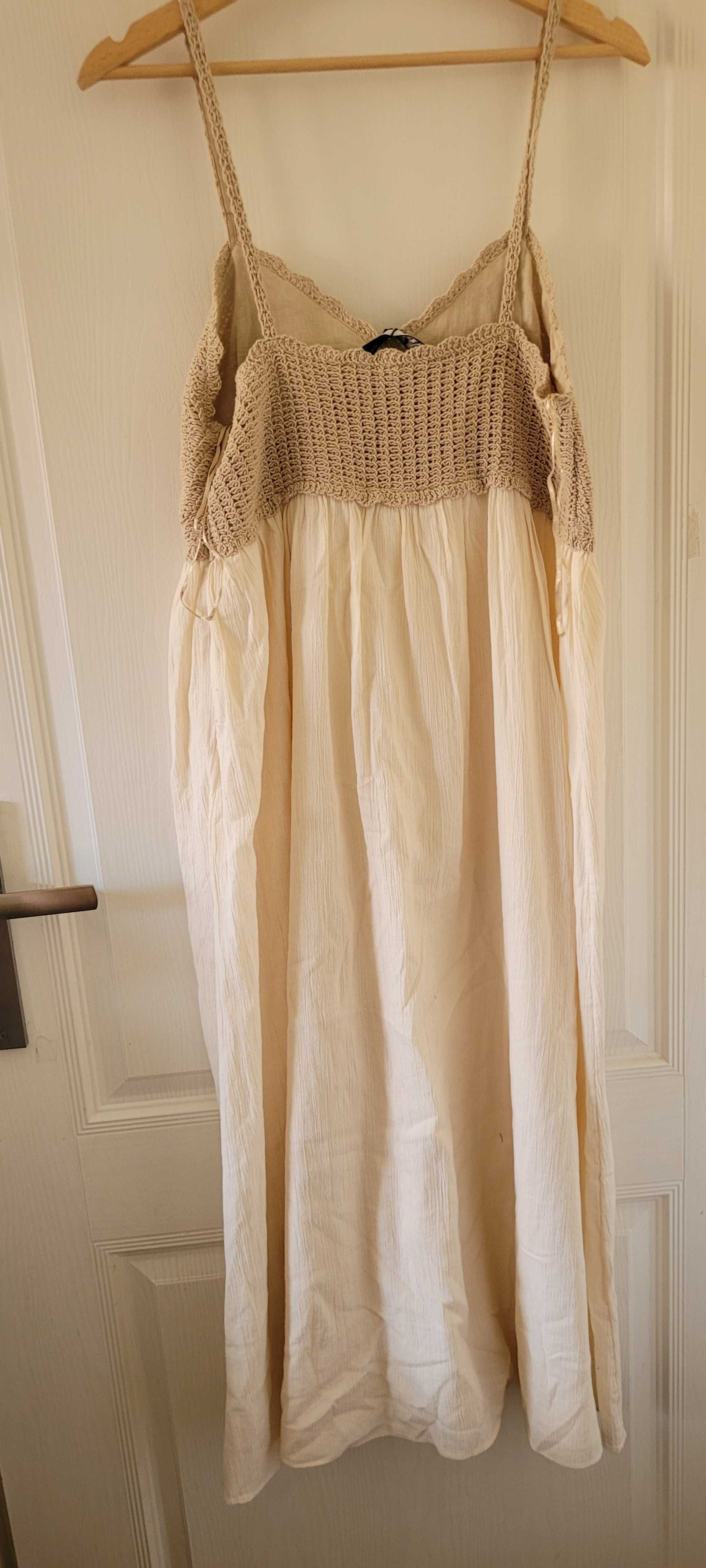 Sukienka blogerska Zara z szydełkową wstawką długa bohoo sukienka