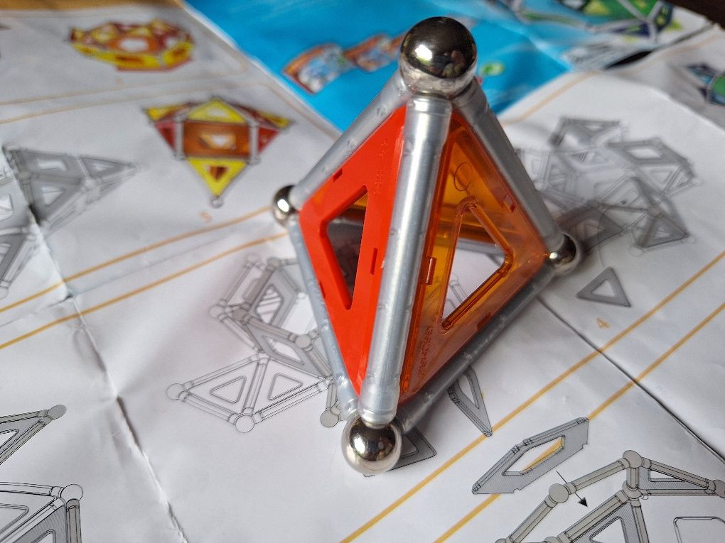 Geomag panele magnetyczne klocki konstrukcyjne 39 elementów