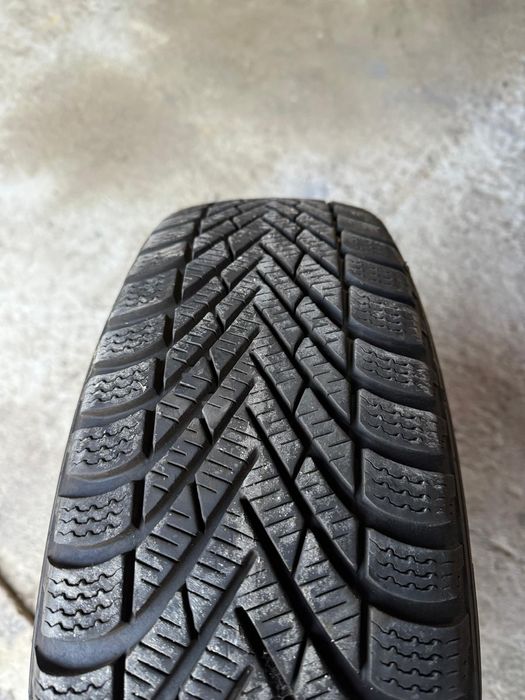 Koła zimowe Pirelli 15 Cali 195 65 VW Skoda Seat