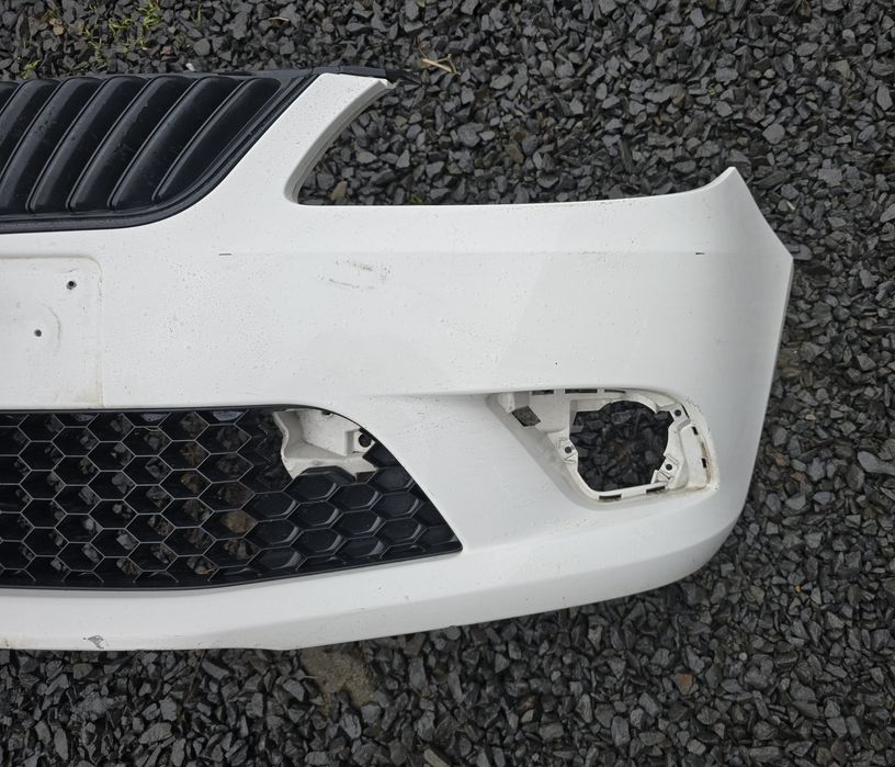 Бампер Skoda Fabia 2 RS Фабія 2 РС