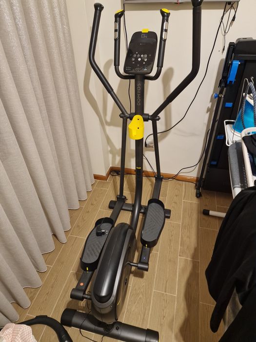 Elíptica Domyos EL500 em excelente estado