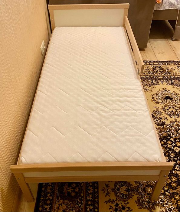Продам кровать десткую