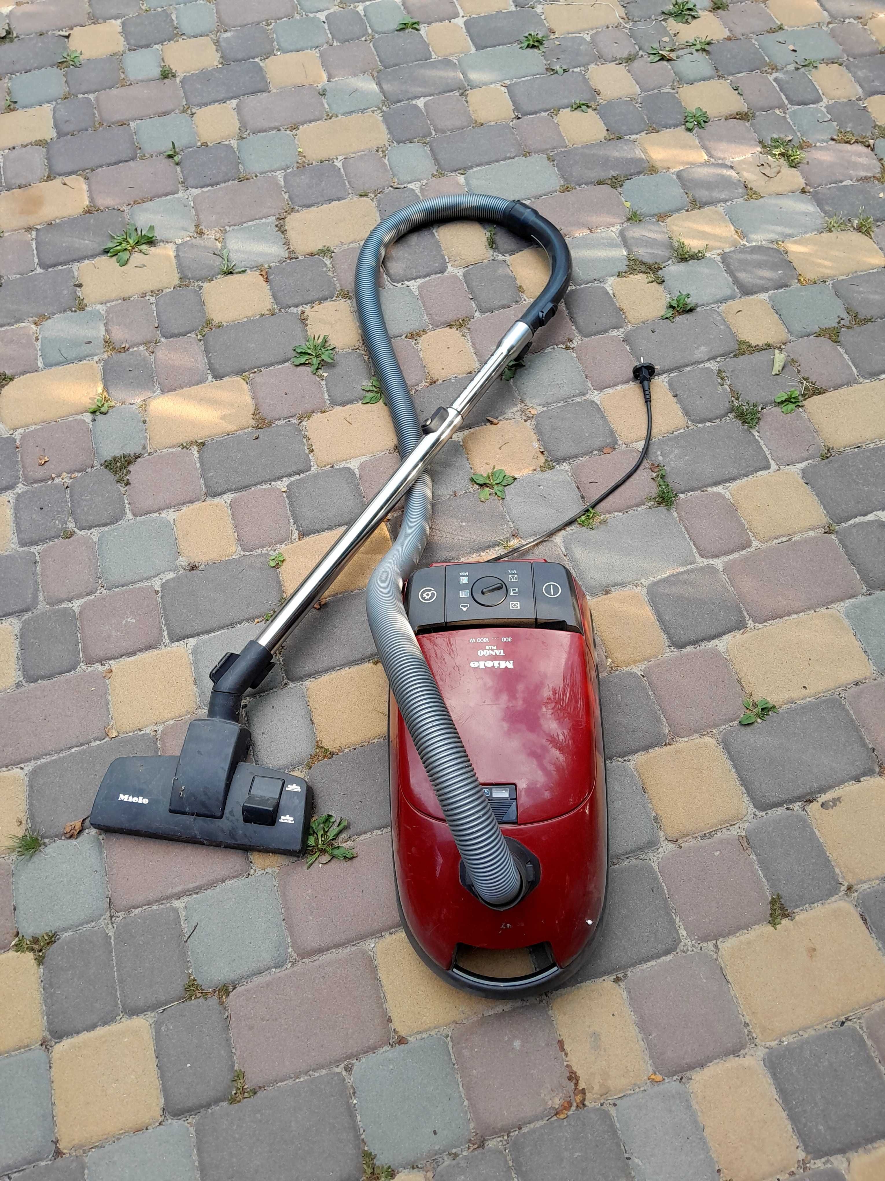 Пылесос Miele tango plus