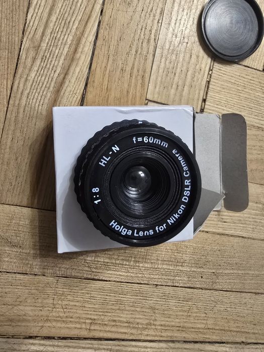 Об'єктив для Nikon - Holga Lens
