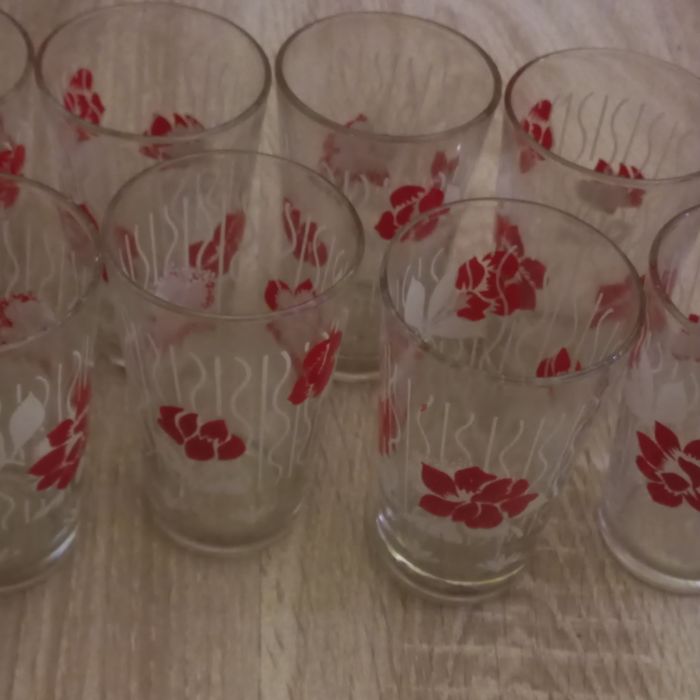 Szklanki PRL 9 sztuk kolorowe  malowane komplet