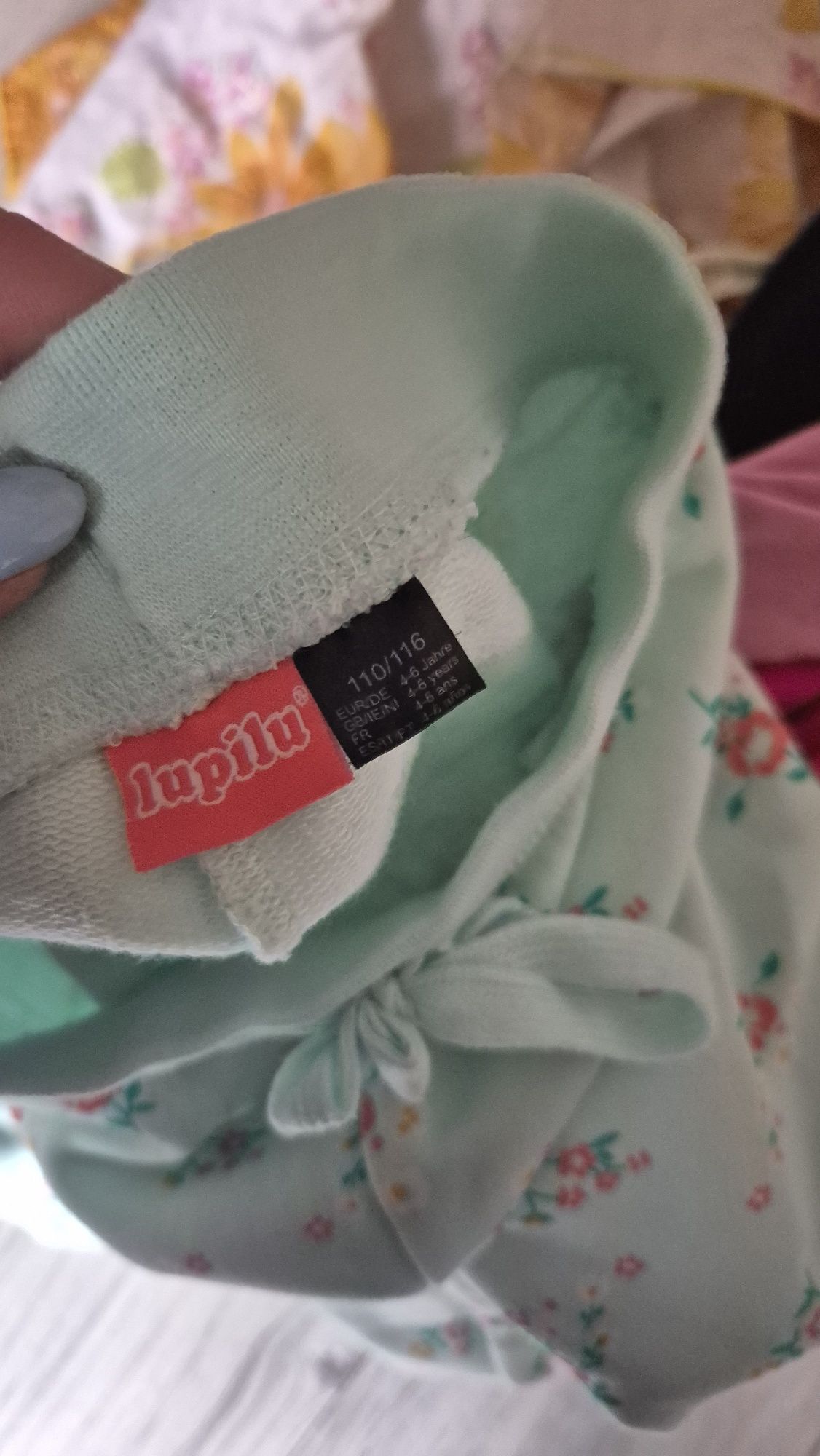 Paka ubranek dla dziewczynki 116 122 cm  11 sztuk Spodnie Legginsy
