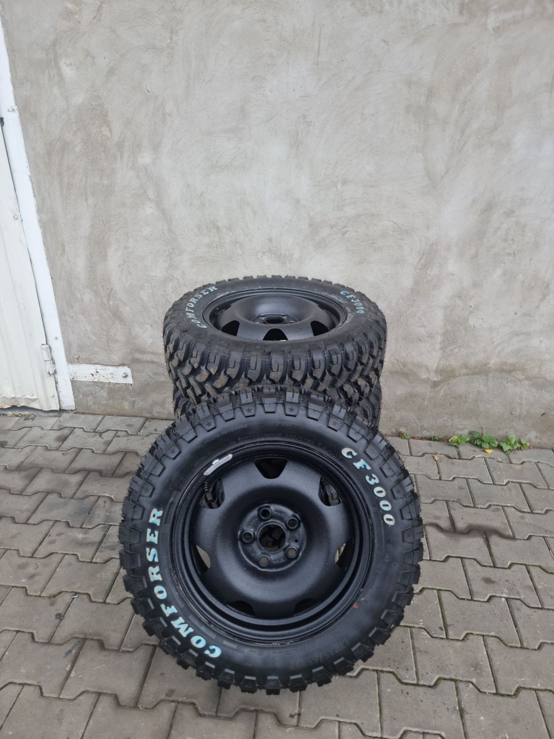 Диски з шинами 235 65 R17 5.120 T5 T6 Comforser CF3000