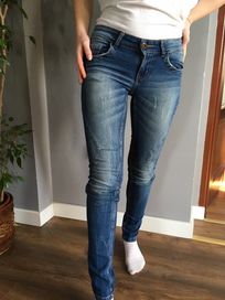 Spodnie jeansy xs xxs 32 34 rurki zara