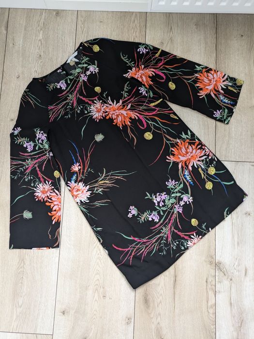 Luźna sukienka w kwiatowy wzór h&m - stan idealny