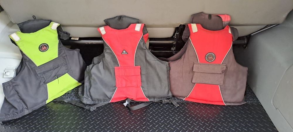 Kamizelka asekuracyjna/kapok Aquarius – używana