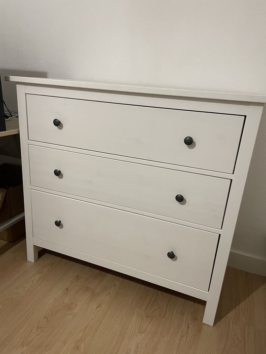 Cômoda ikea Hemnes