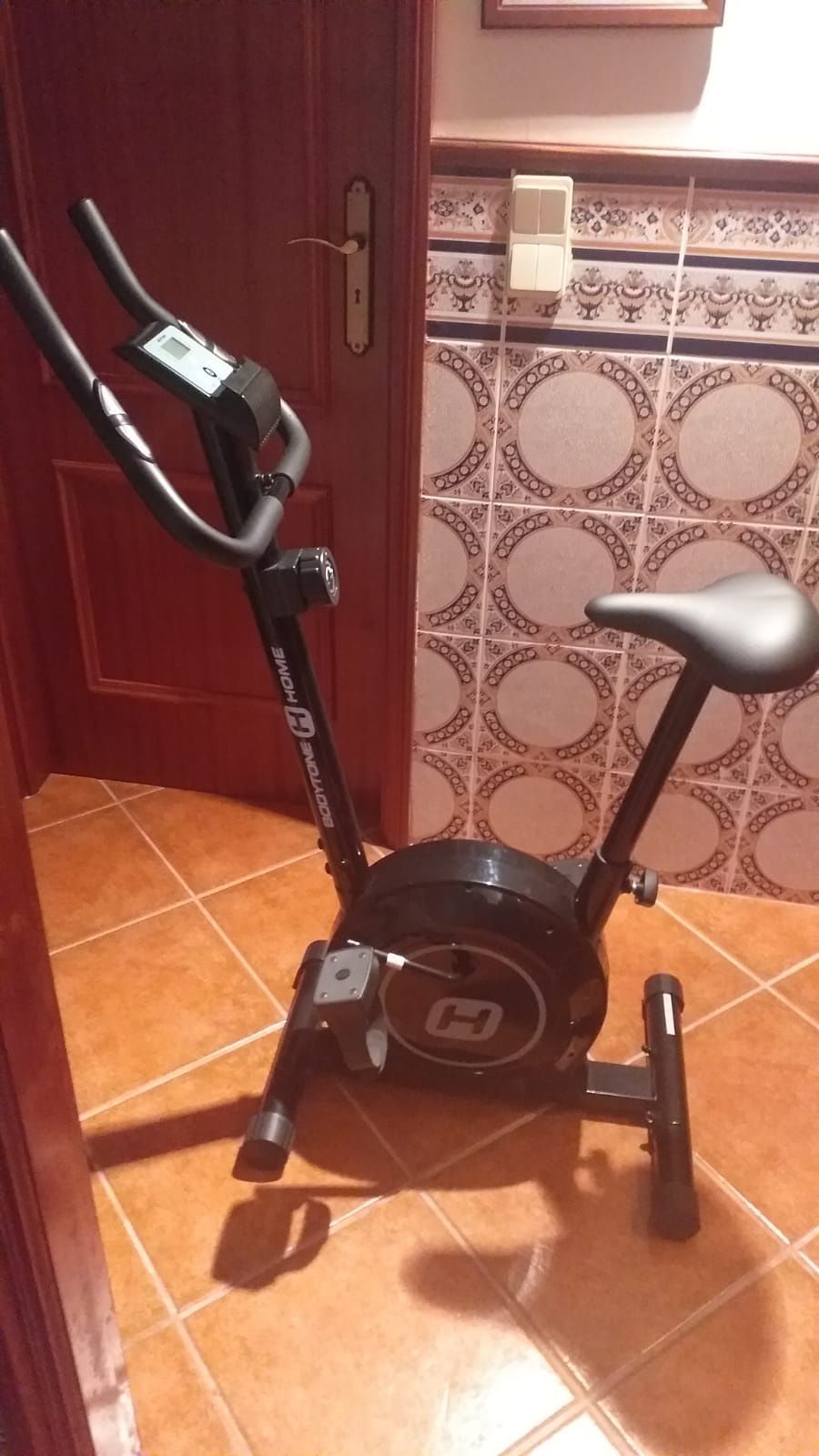 Bicicleta de desporto sem ter sido usada por motivo de saúde.